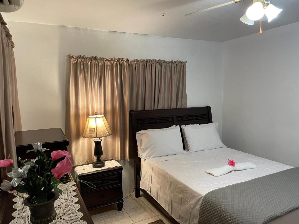 Luxurious One And Two Bedroom Villa Christiansted Esterno foto